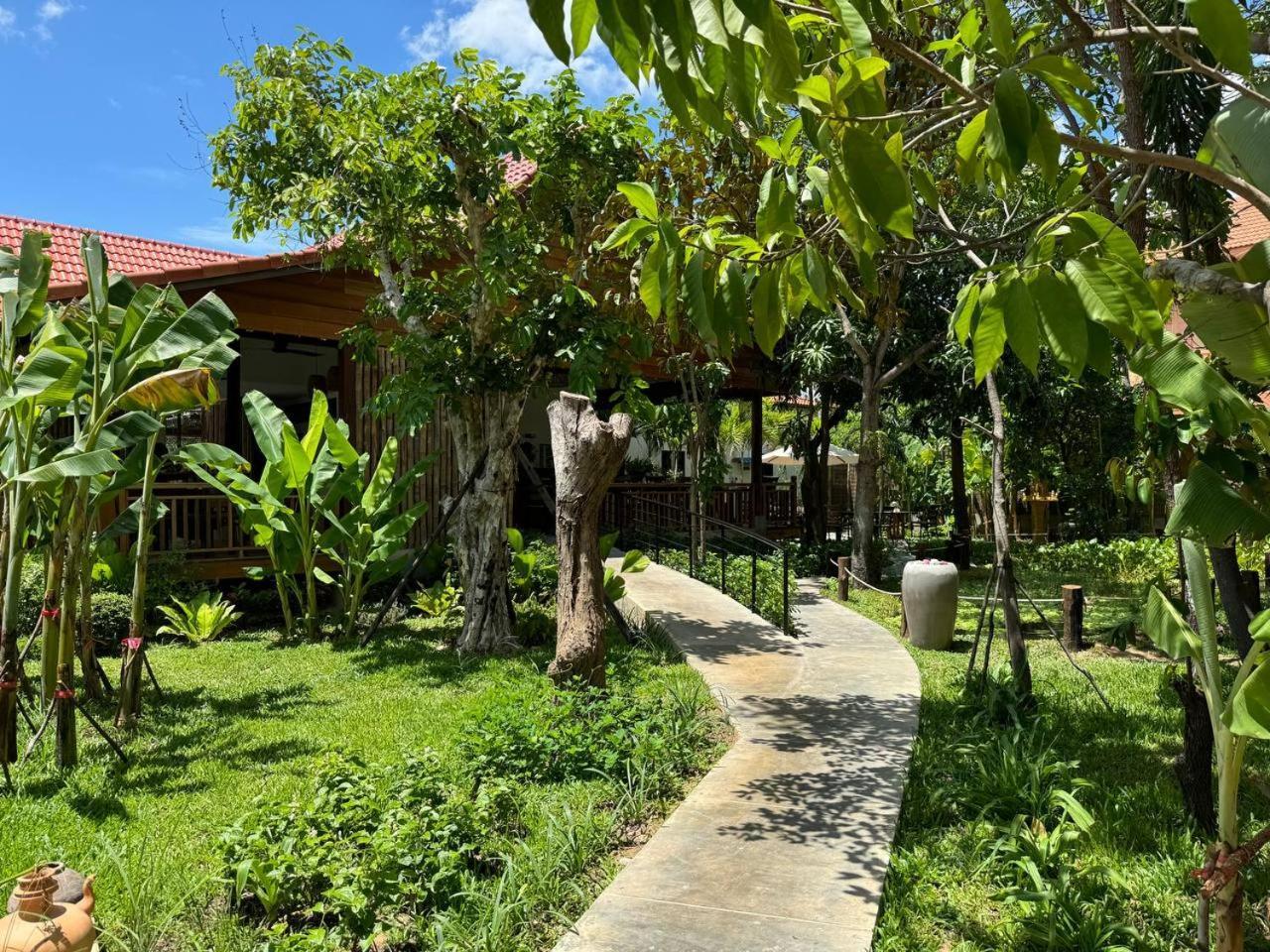 The Jungle Hotell Siem Reap Exteriör bild